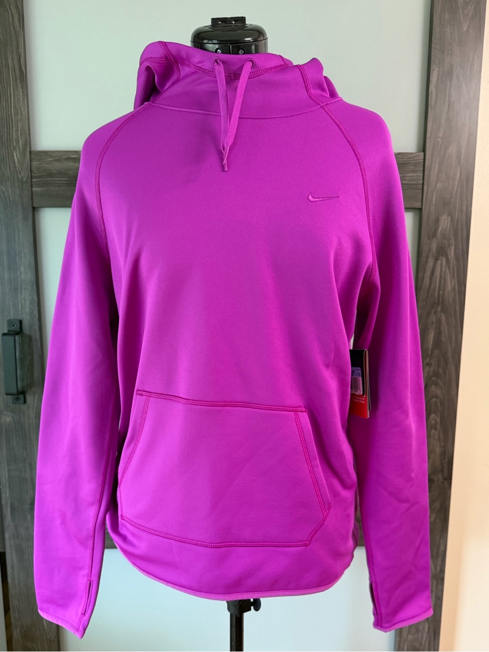 Nike Fuchsia Pullover Therma-fit hoodie